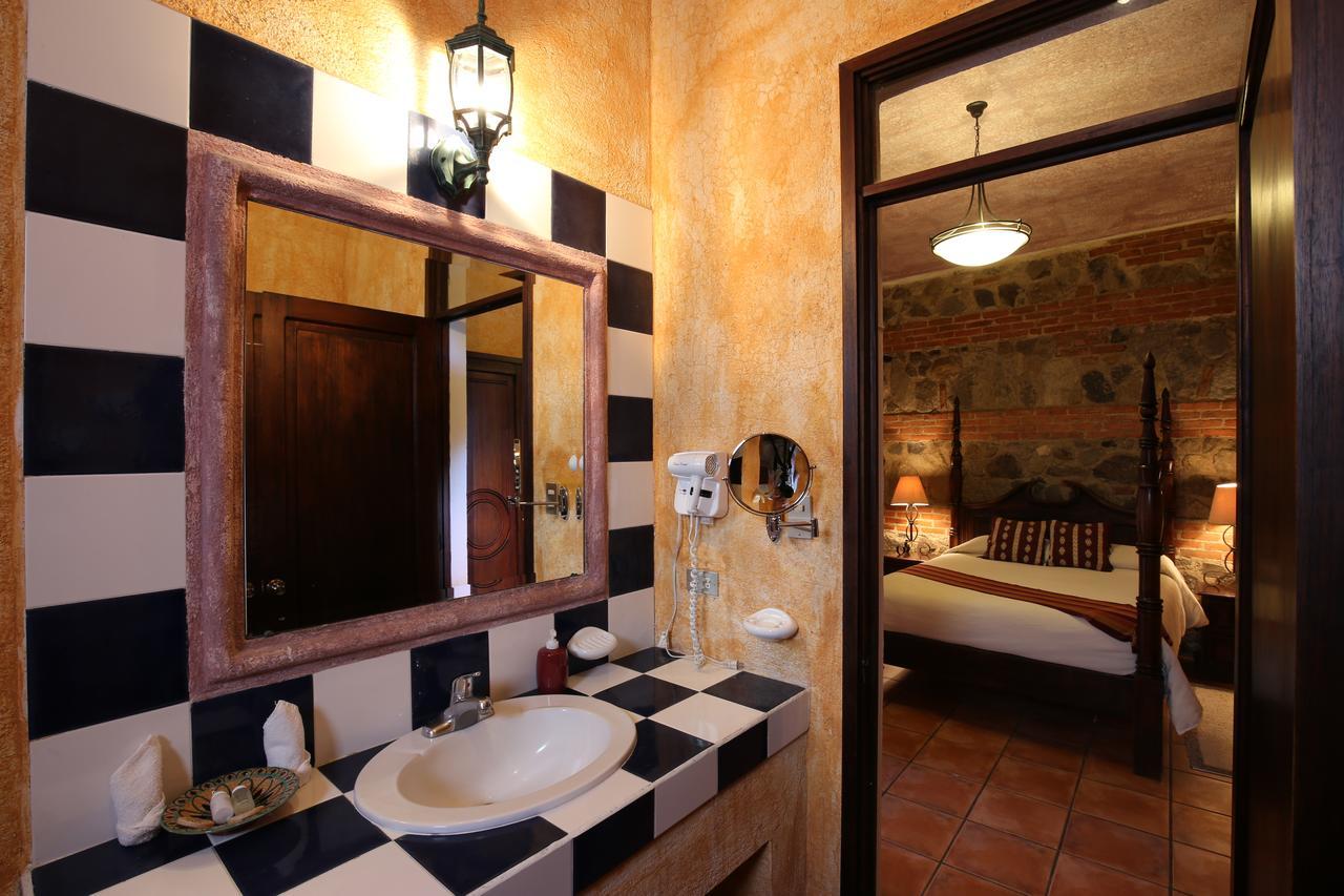 Hotel Palacio De Dona Beatriz Antigua Exterior photo